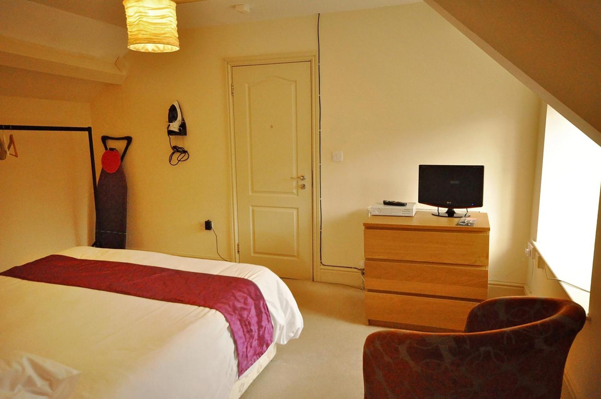 The Castle Hotel Talgarth Oda fotoğraf